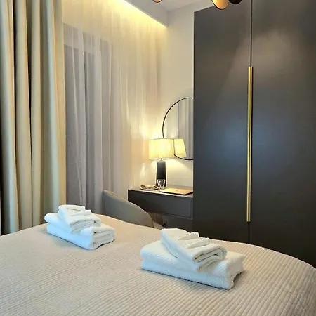 Plaza 41 -2 By Triapart *